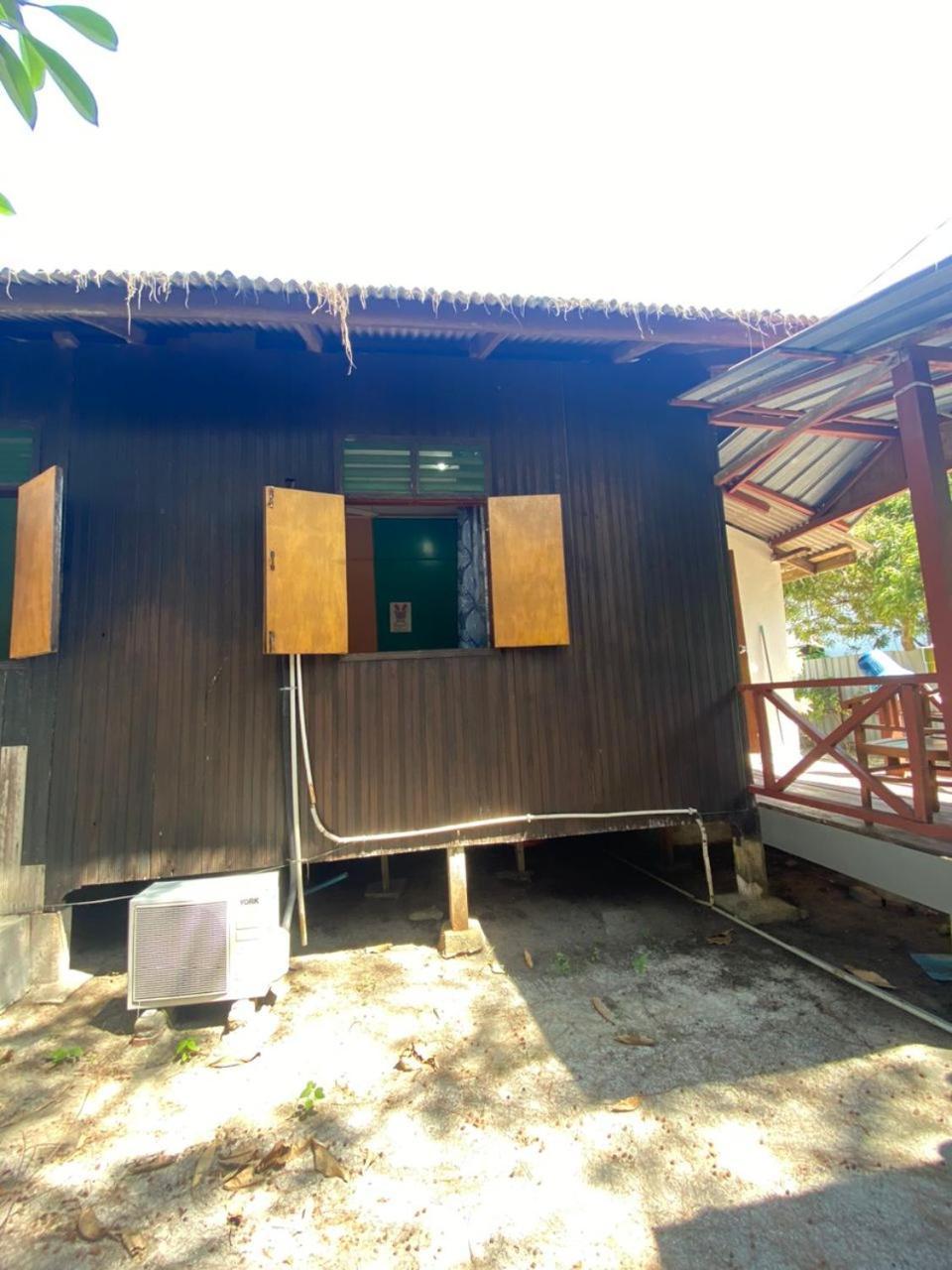 B'First Chalet Perhentian Island Hotel Kampung Kuala Besut Exterior foto